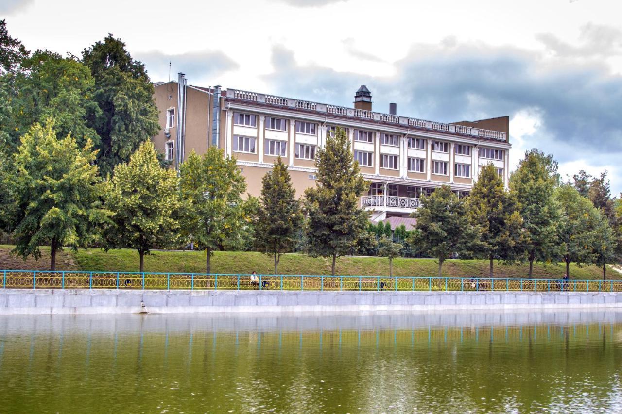 Orly Park-Hotel Kyjev Exteriér fotografie